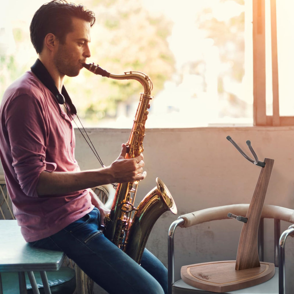 Saxophone Stand with Soft Silicone Yokes E66825