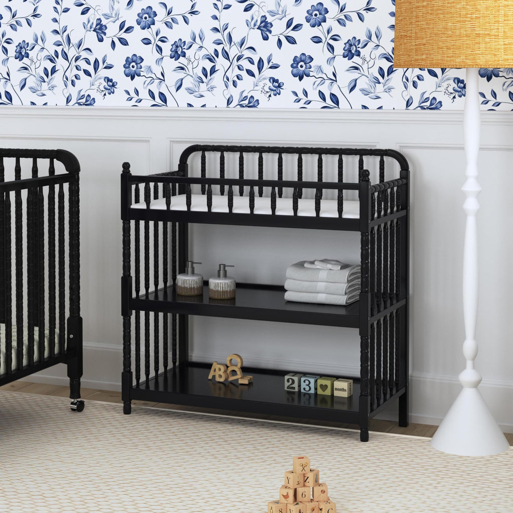 Changing Table with Pad in Ebony T9182